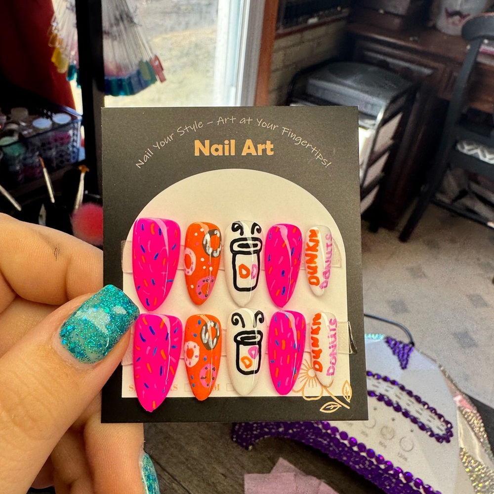 Dunkin' Donuts Nail Art Set